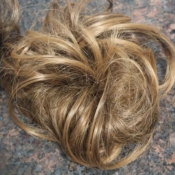 5 Hairpieces...NEW  - Picture 4 of 10